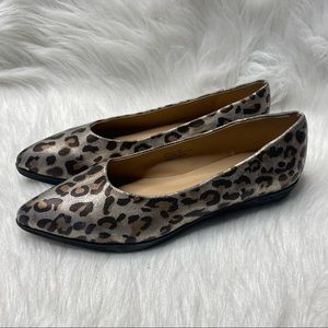 Bellini Freda Womens Padded Cheetah Print Pointed Toe Ballet Flats Size 9